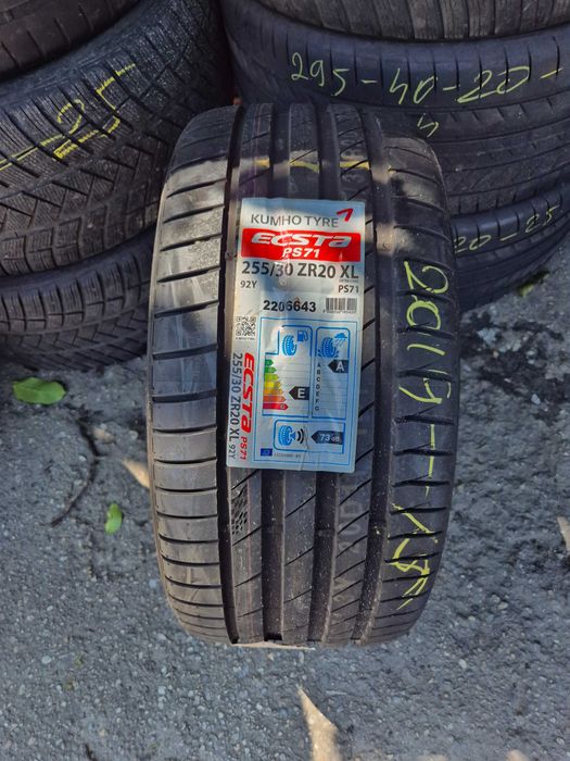 1 Anvelope de VARA - 255/30/20 92Y XL - Kumho Ecsta PS71 - NOU - DOT 2019 !