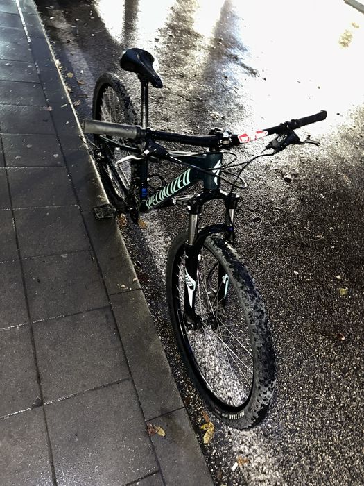 Specialized  Rockhopper Sport 27.5