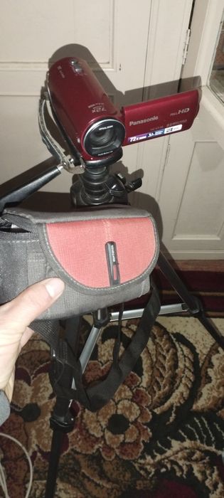 Kamera panasinic hc-v110 full HD