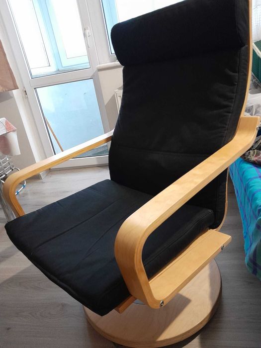 vand fotoliu IKEA pivotant. 250 lei negociabil.
