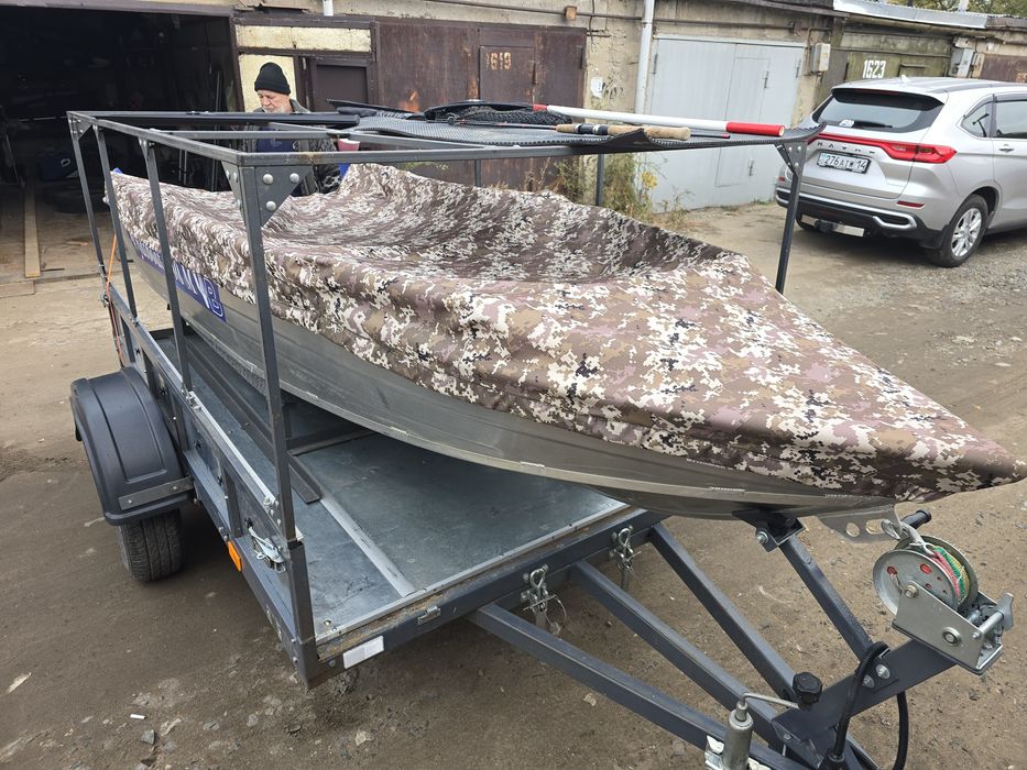 Лодка алюминиевая 390м