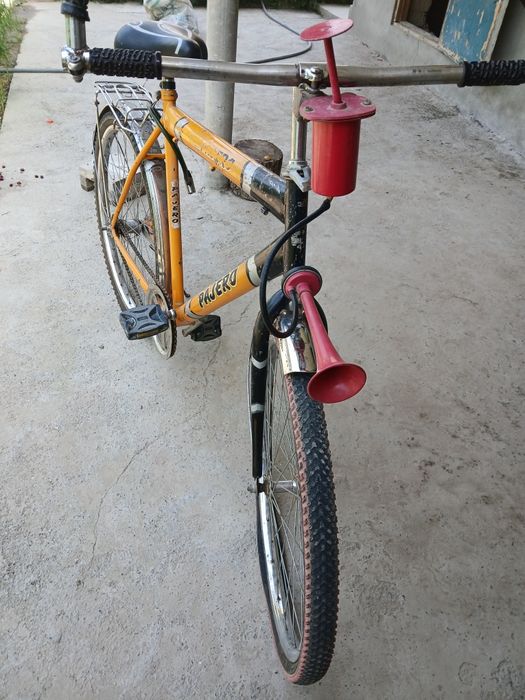 Nasos bilan birga qo'shib beriladi