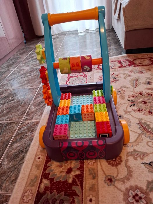 Chipolino,Количка за прохождане и игра с кубчета