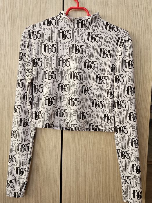 Top New Yorker cu mânecă lungă