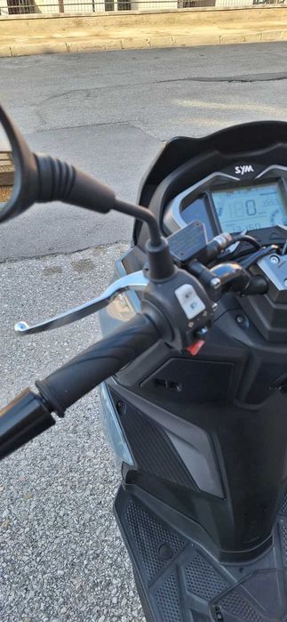 Скутер sym jet 125