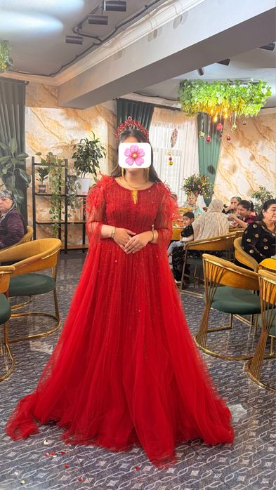 Ансамбль можно как вечернее платье