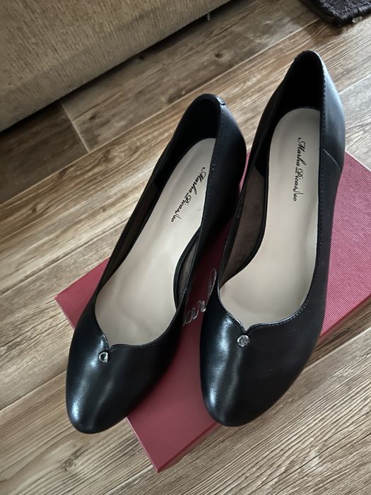 Туфли новые кожаные