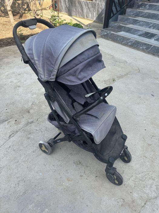 Коляска коляскаа