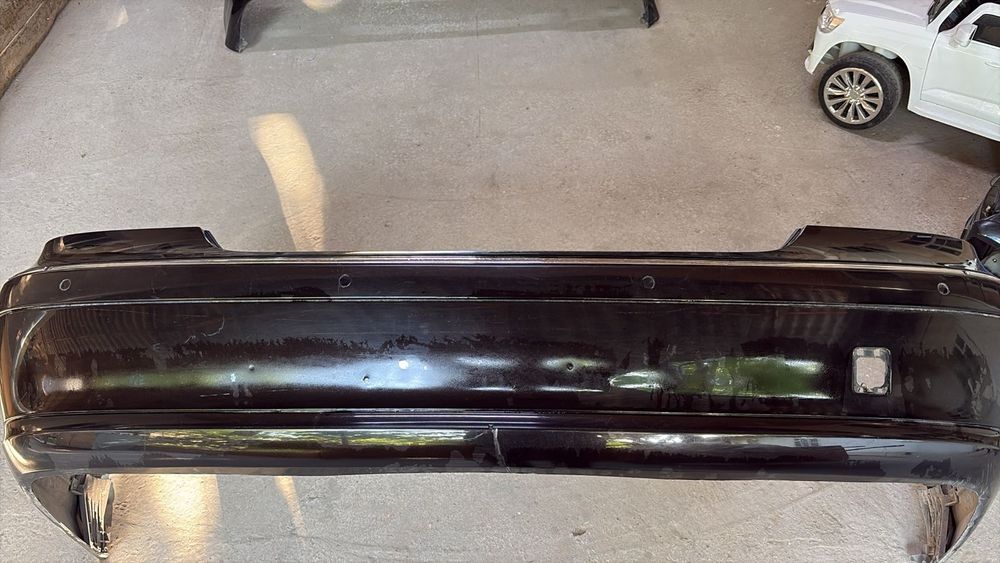 Продаётся бампер от Mercedes 211