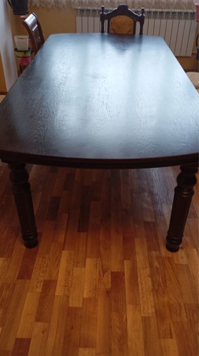 Стол для гостинной. Дуб массив