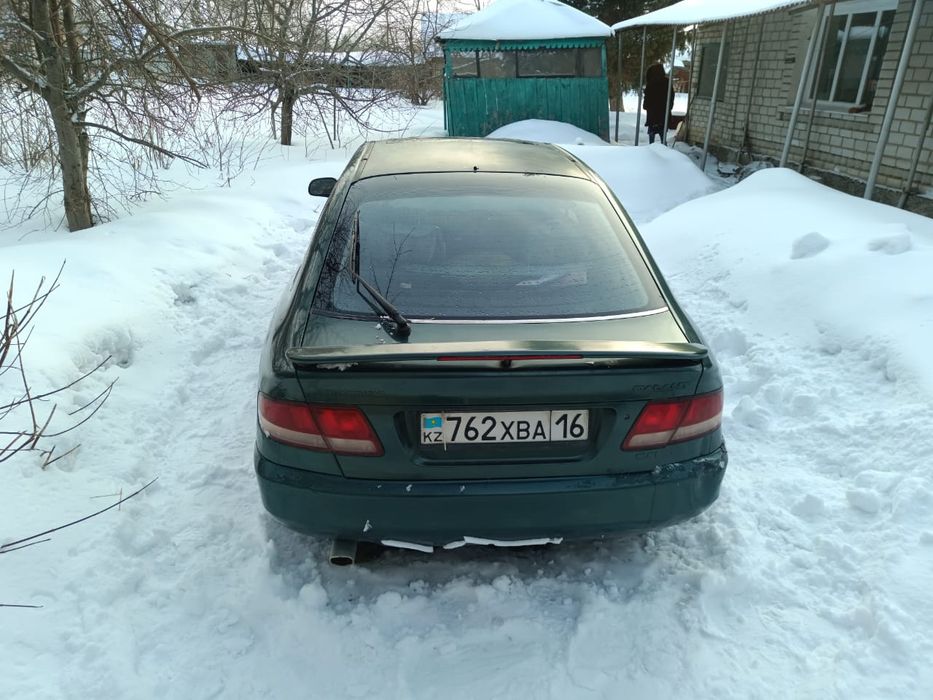 Продам машину Мицубиси Галант 1994