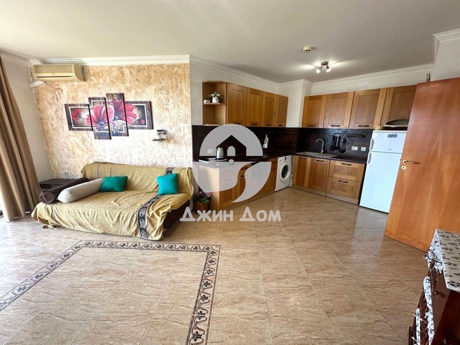 Продава се Двустаен апартамент в Свети Влас - 56 кв.м за 2768 €/кв.м - Снимка #2
