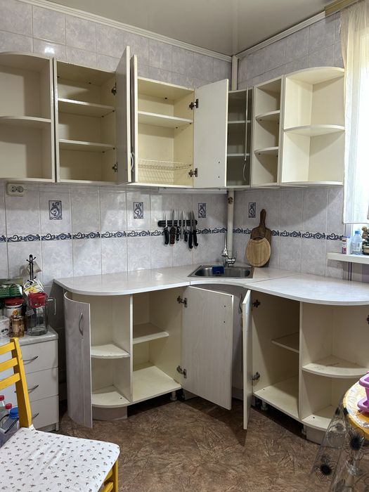 Продам кухню Б/У