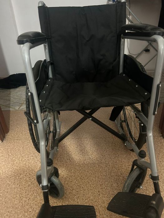 Продаётся инвалидная коляска