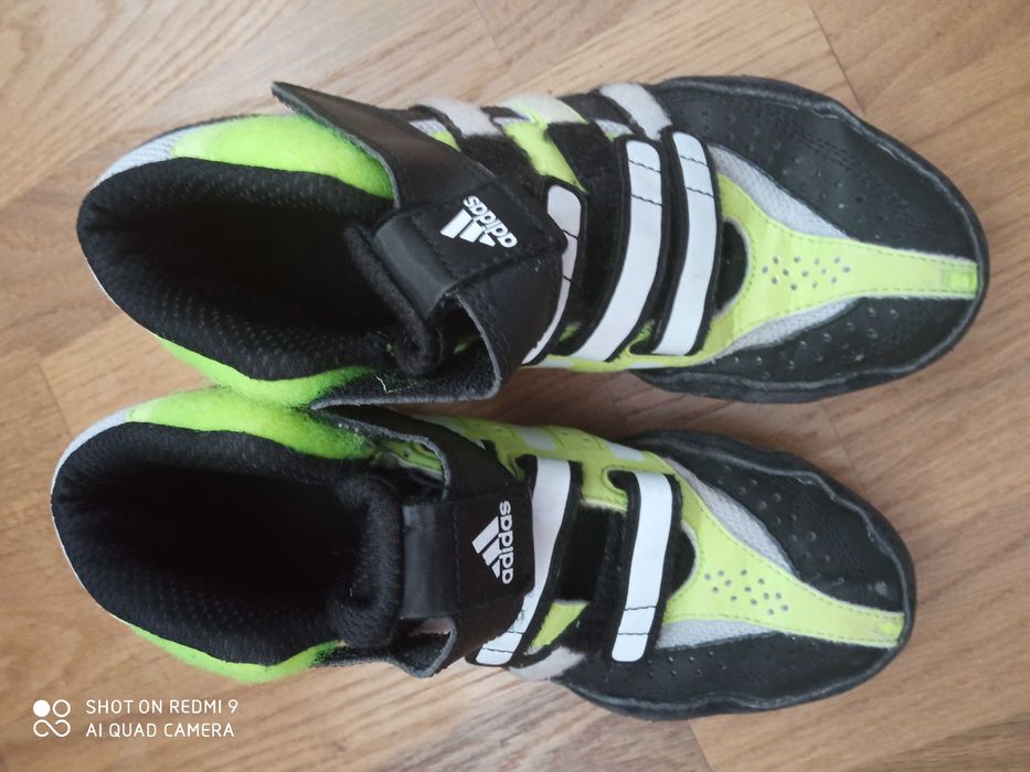 продавам детски  обувки