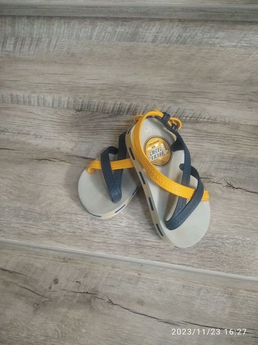 Detskiy obuv 24razmer