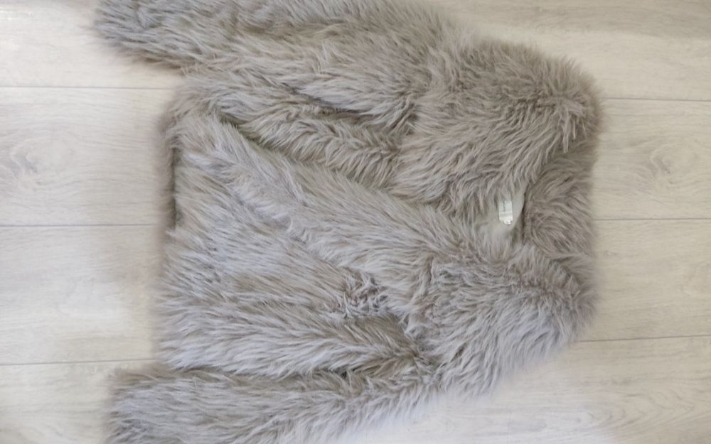 продам шубу размер S