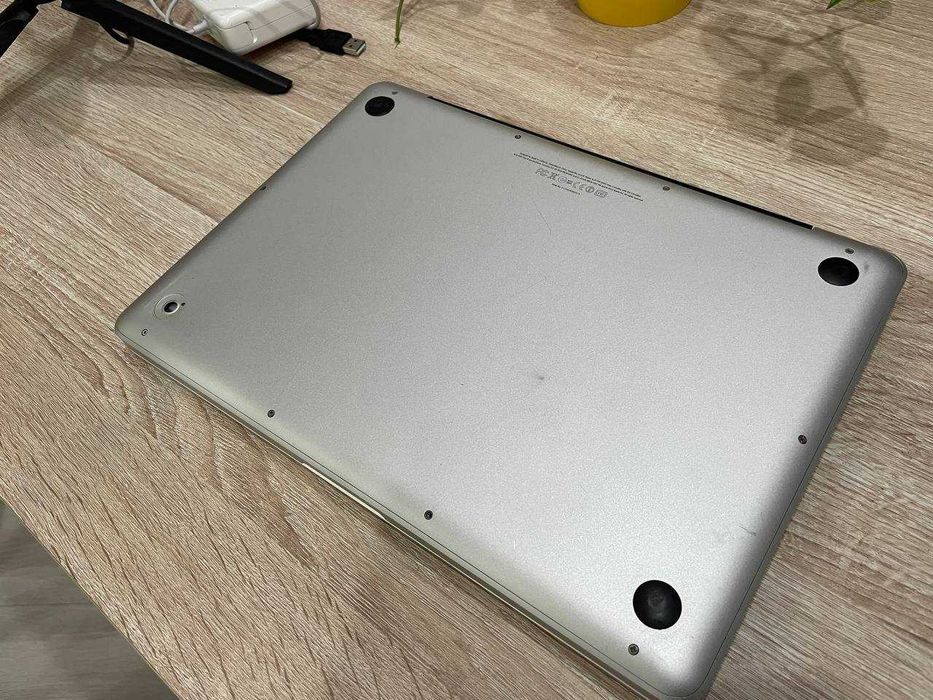 Macbook Pro 13" mid 2012 (A1278)