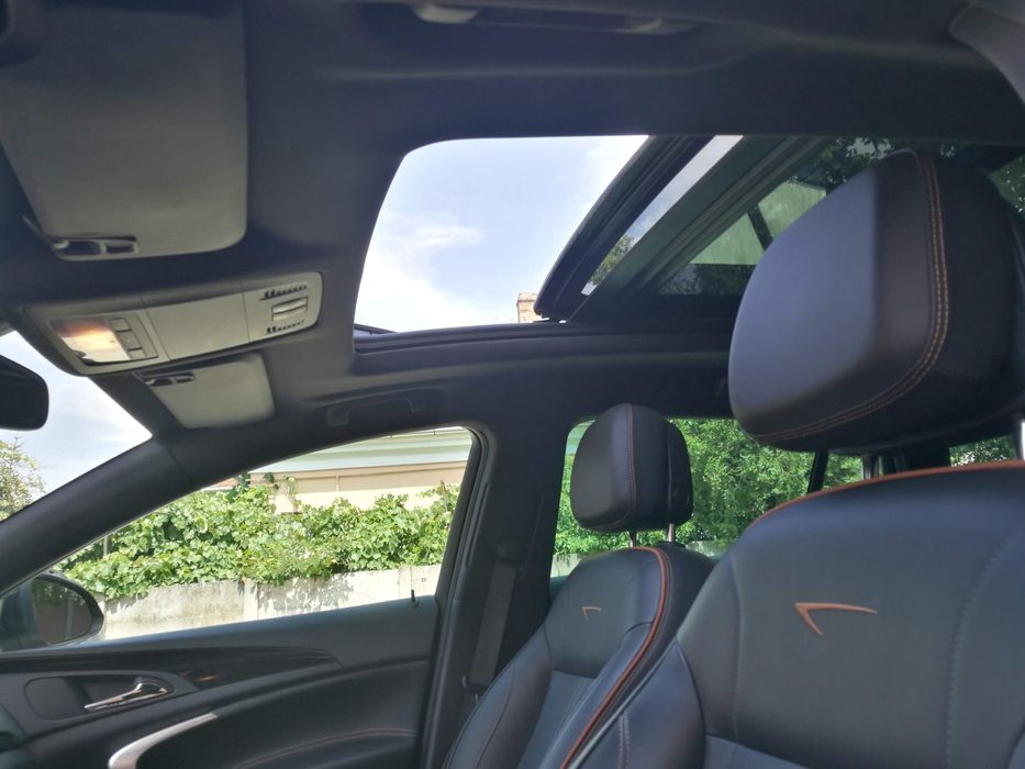 Opel Insignia Sports Tourer OPC biturbo