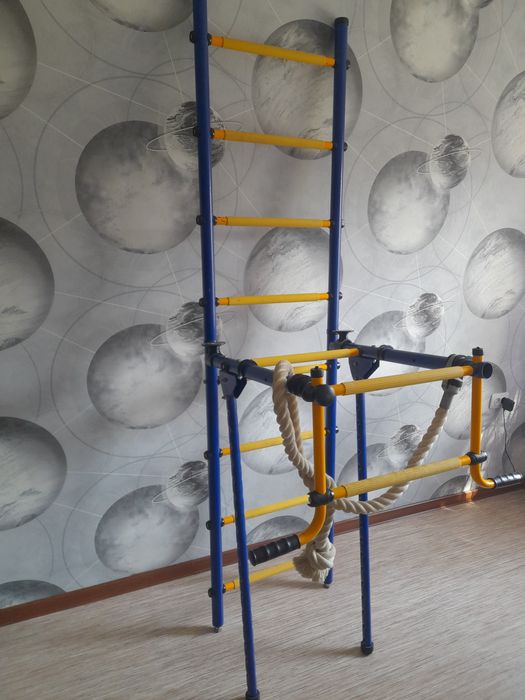 Продам шведскую стенку