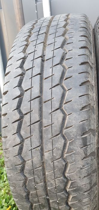 Cauciucuri  195 65 16C - dunlop vara