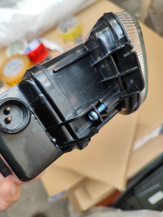 Туманки Ауди 100 с4