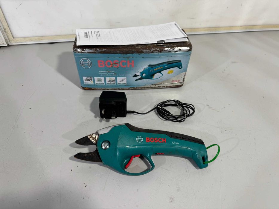 Ножица акумулаторна  BOSCH Ciso / 3.6 V li ion