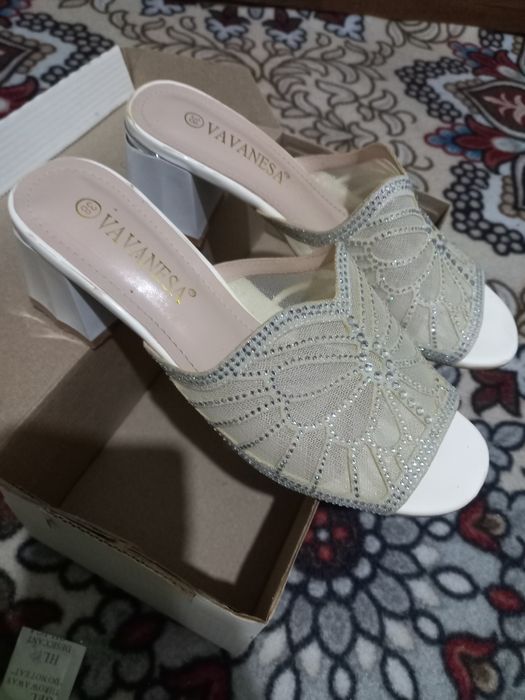 Келинлар тошли ойок кийими