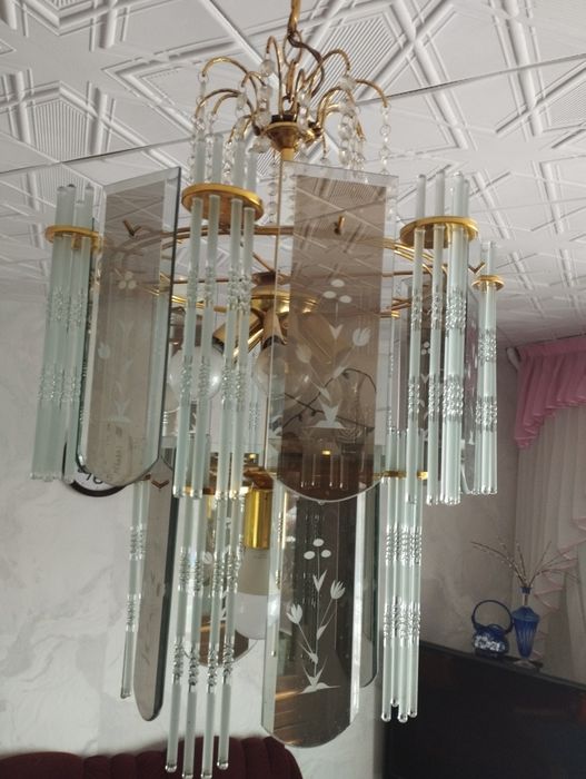 Люстра потолочная