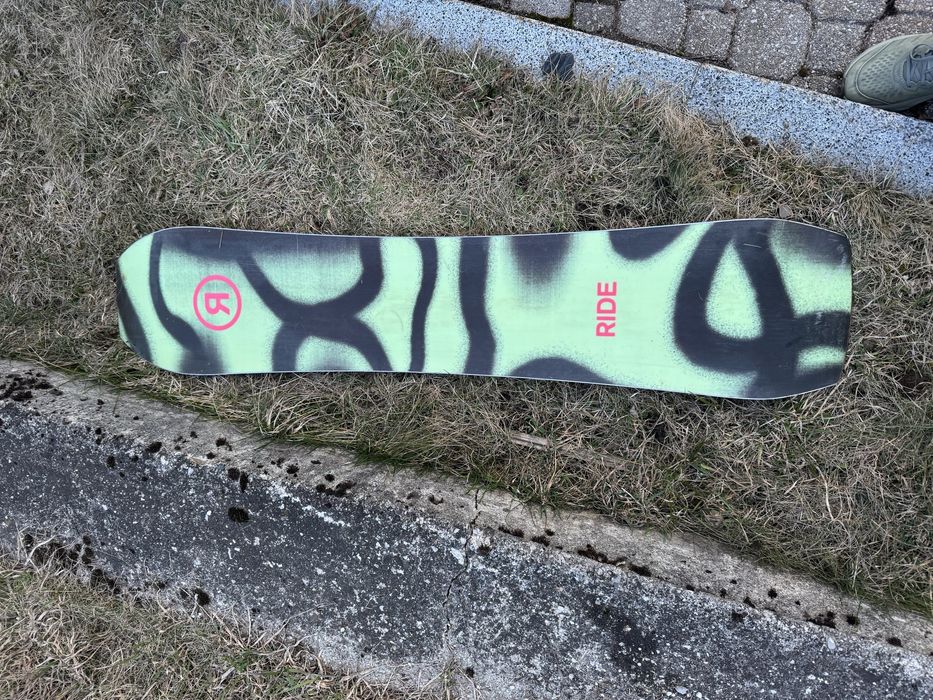 Vand snowboard  placa RIDE warpig 2024 XL 158 cm w: 27,7 cm