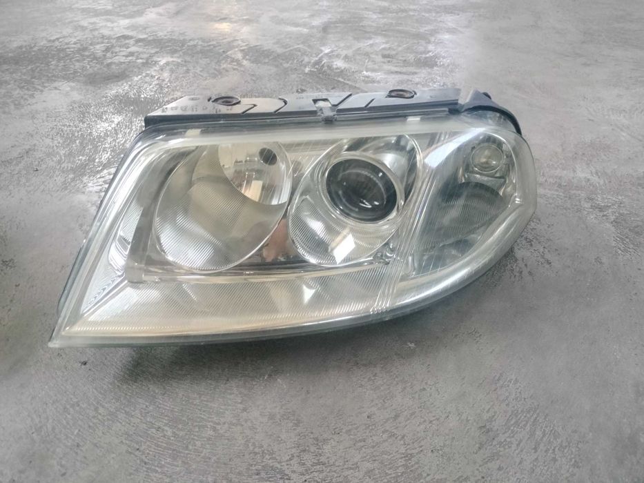 Faruri originale Vw Passat B5