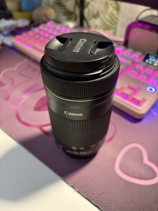 Canon EF-S 55-250mm f/4-5.6 IS STM