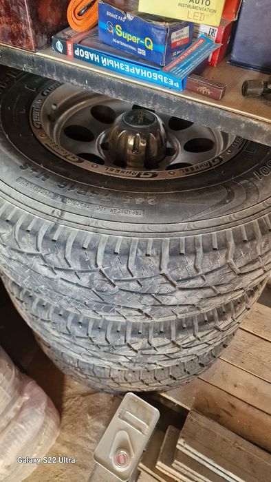 Продам шины с дисками, комплект 5 шт, 245.75R16