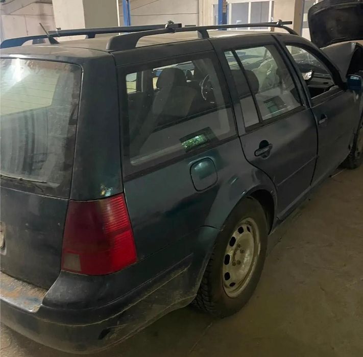 Dezmembrez Volkswagen Golf Iv Variant 1J5 2002 1.9 Tdi Alh 66Kw|90Hp