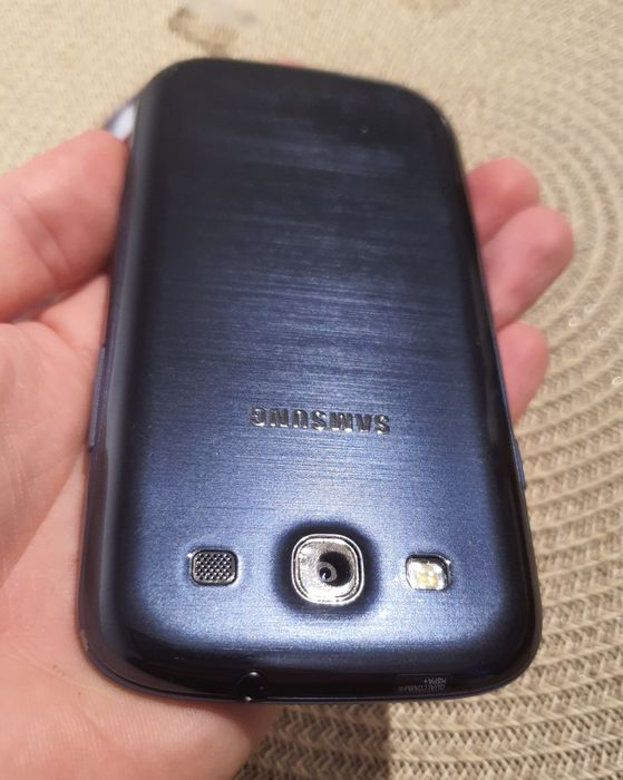 Vând Samsung S3 Neo de colectie.Pret 180 ron