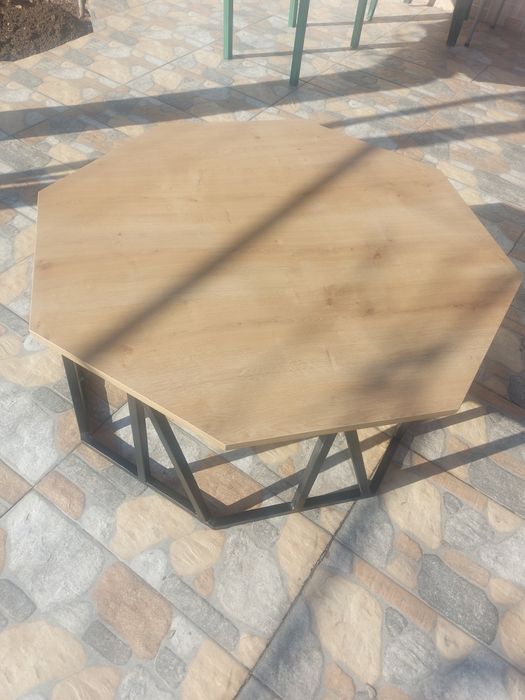 Холна маса метал с дърво