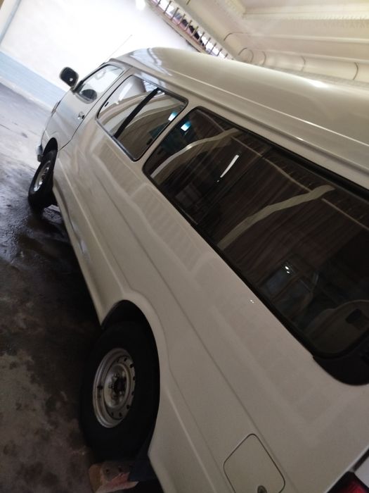 Mikroavtobus foton sotiladi