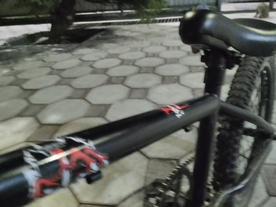 Велосипед BMX трюковой