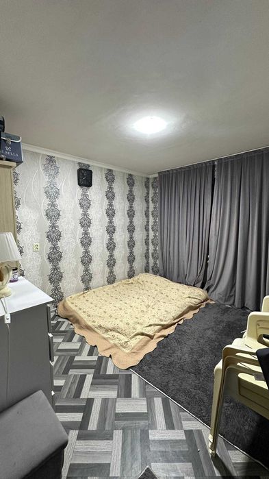 Чиланзар Октепа, 3 комнатная квартира 4-этаж, 4-этажный дом, кирпич.