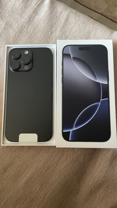 Vand iPhone 16 pro max 256 gb