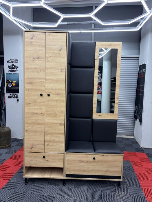 Mobilier Hol Cu Oglinda / Cuier / Dulap Stejar Negru