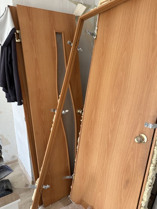 Продам двери за 3 тыс.