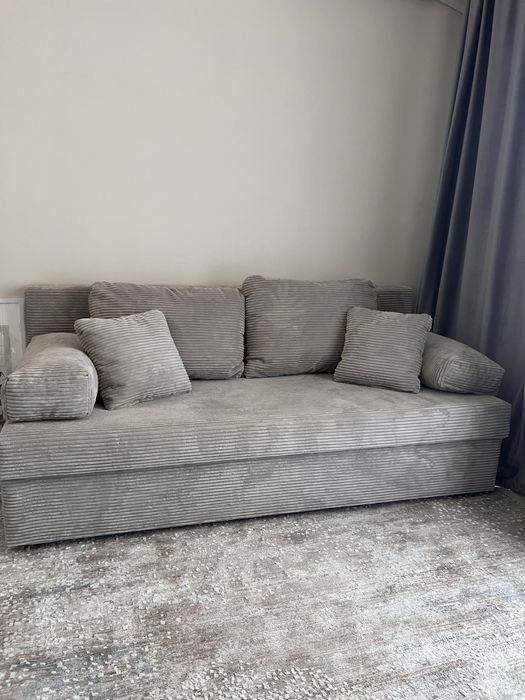 Canapea extensibila crem