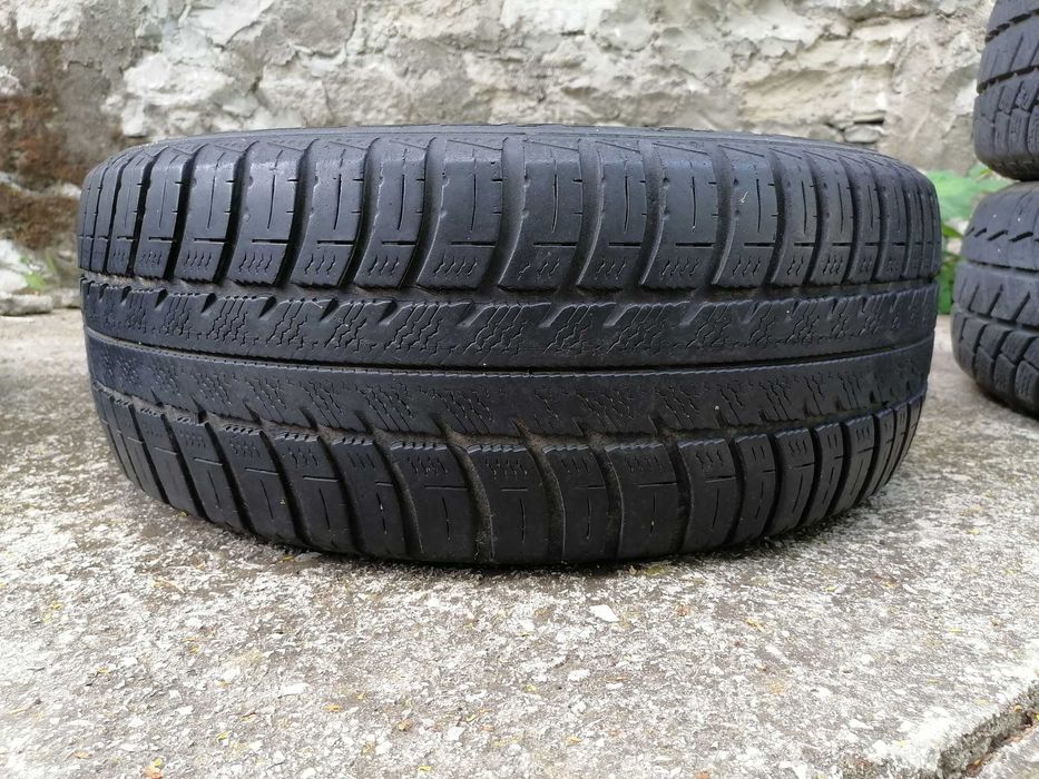 205/55/16 1бр.Good Year Зимна гума