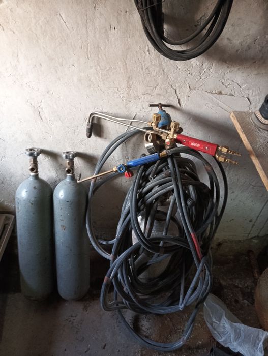 Газ балон гарелка хаммаси сотилади