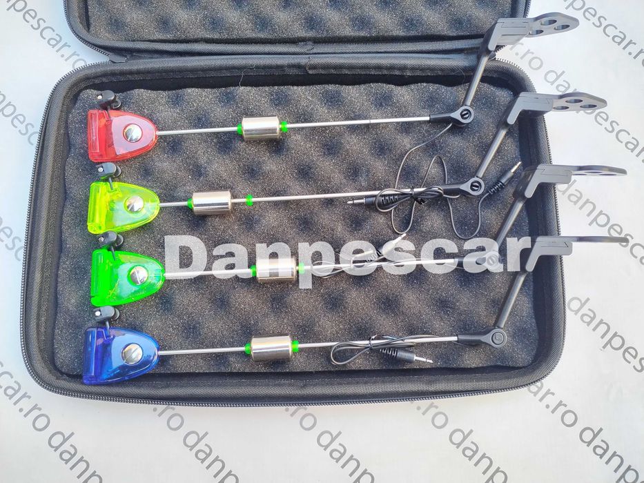 SET 4 Avertizori  WindBlade 617 cu 4 Swinger MKM2 iluminare + penar