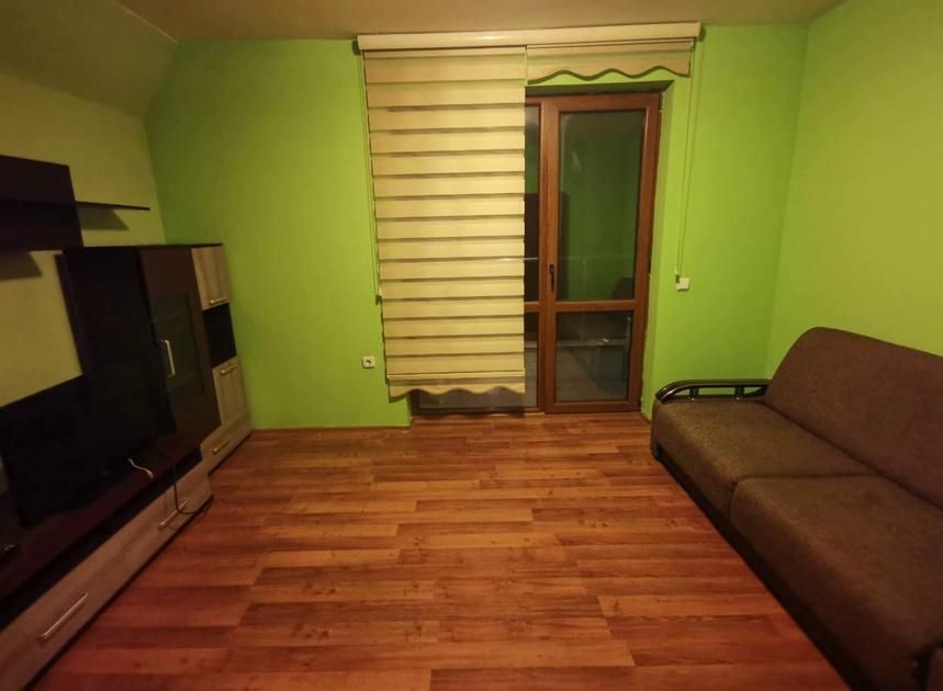 Дава се под наем Тристаен апартамент в Пловдив, Христо Смирненски - 85 кв.м за 400 € - Снимка #3