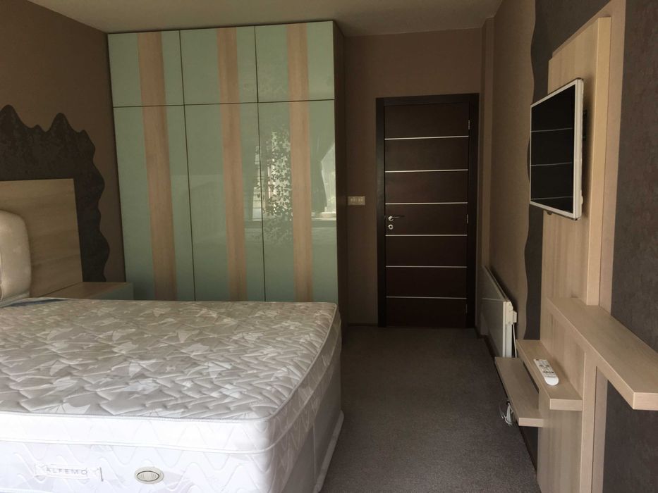 Отдавам под наем тристаен апартамент в нова сграда до пазар Чaталджа