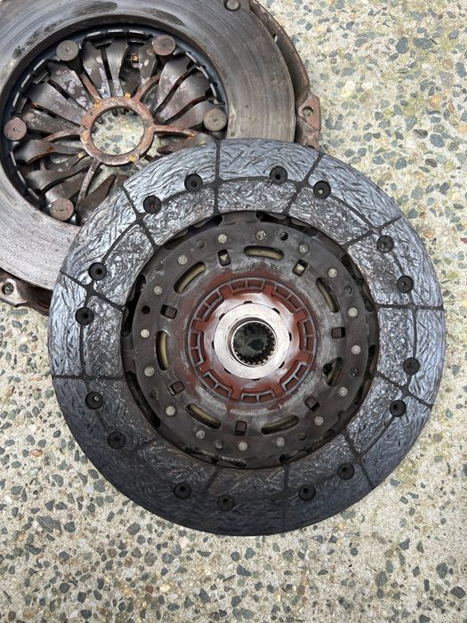 Съединител LuK за VW PASSAT 2.0TDI