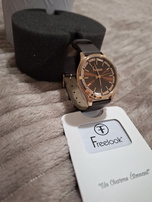Дамски часовник FREELOOK